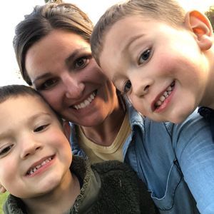 Meet your Posher, Britta